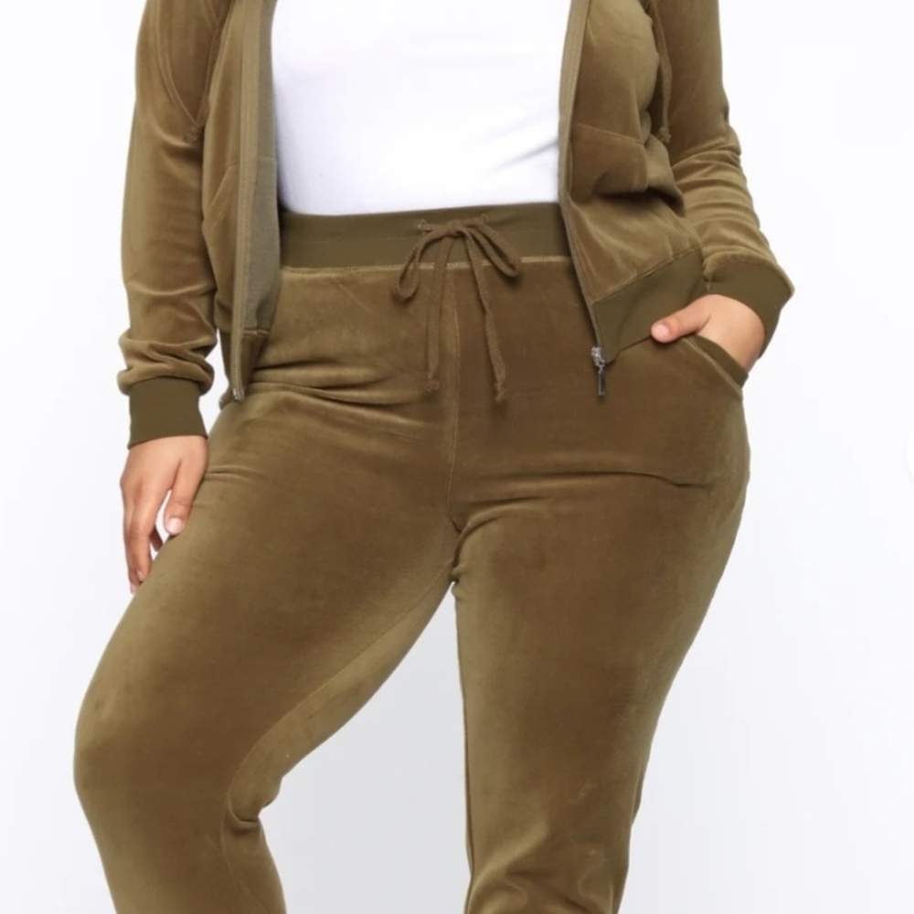 Fashion Nova Olive Green Velour Joggers
